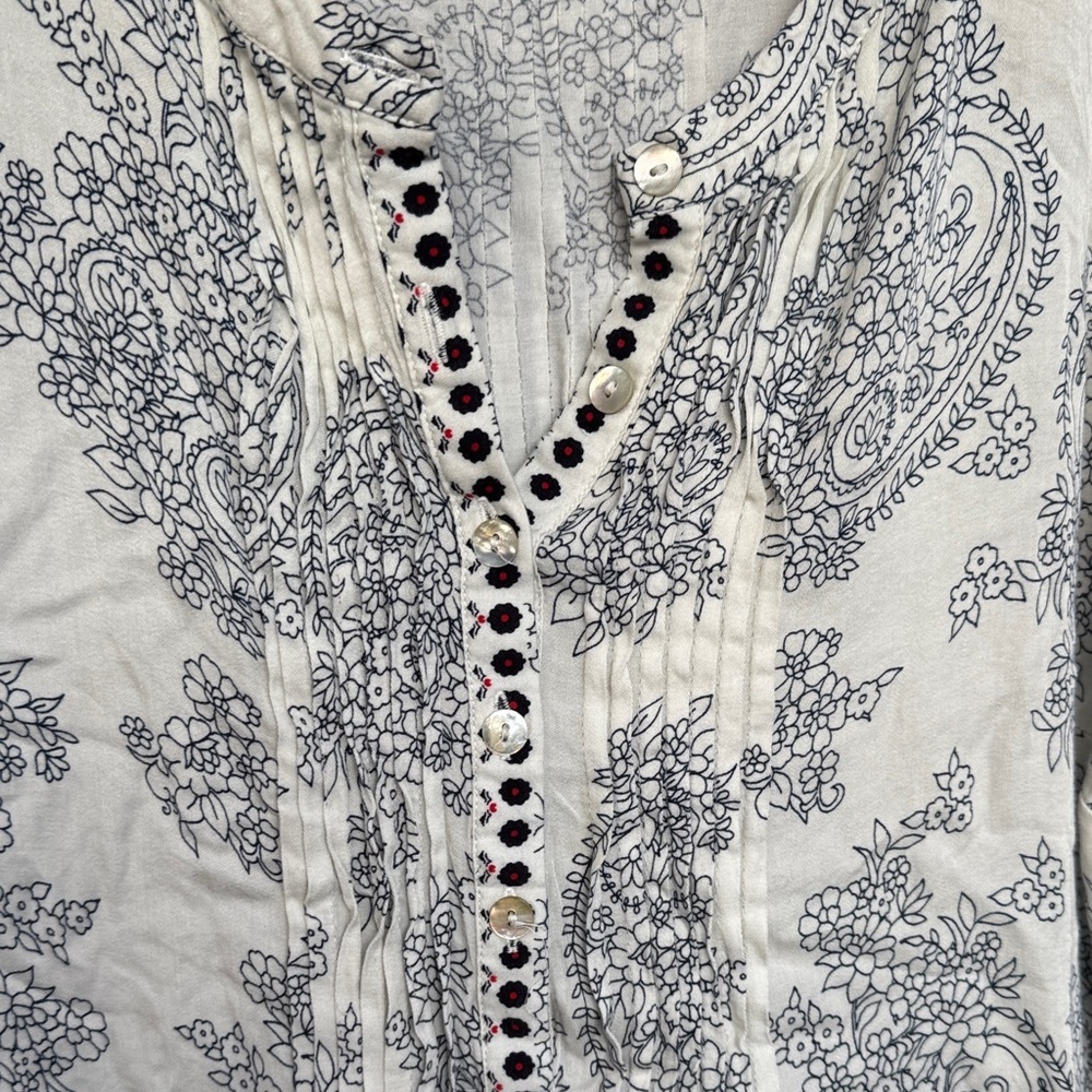 Daniel Rainn White and Gray Paisley Tunic Blouse size 1X - Picture 3 of 5